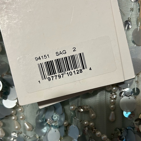 Mac Duggal 94151 NWT Green Embellished One Shoulder Trumpet Gown with Flower - Picture 6 of 6